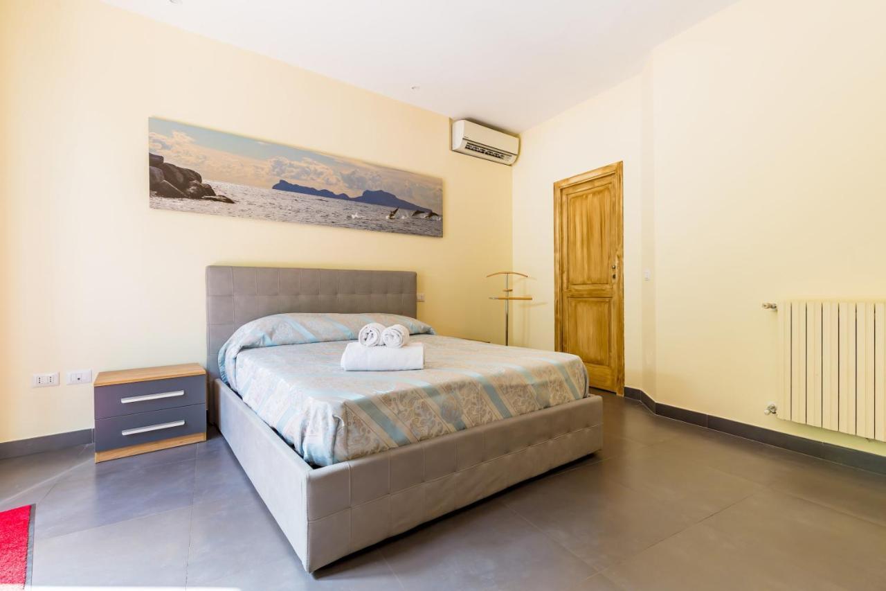 Villa Dolcevita With Parking By Napoliapartments المظهر الخارجي الصورة
