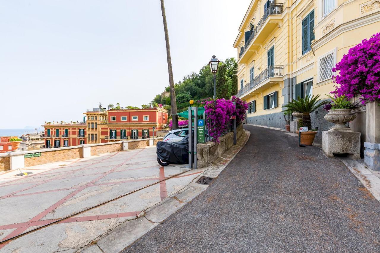 Villa Dolcevita With Parking By Napoliapartments المظهر الخارجي الصورة